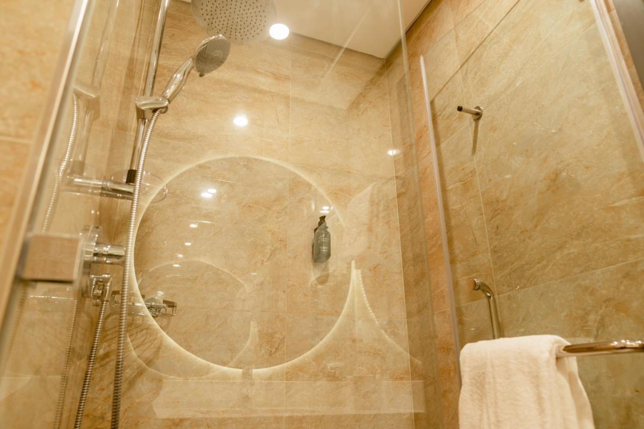 Resivation Hotel دبي المظهر الخارجي الصورة