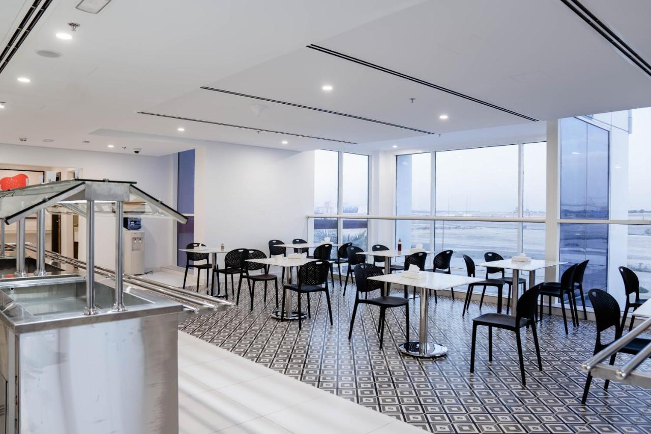 Resivation Hotel دبي المظهر الخارجي الصورة