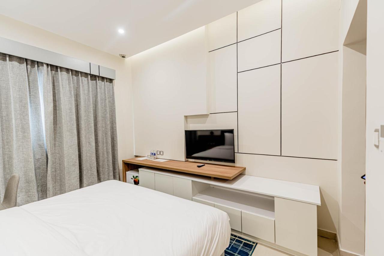 Resivation Hotel دبي المظهر الخارجي الصورة