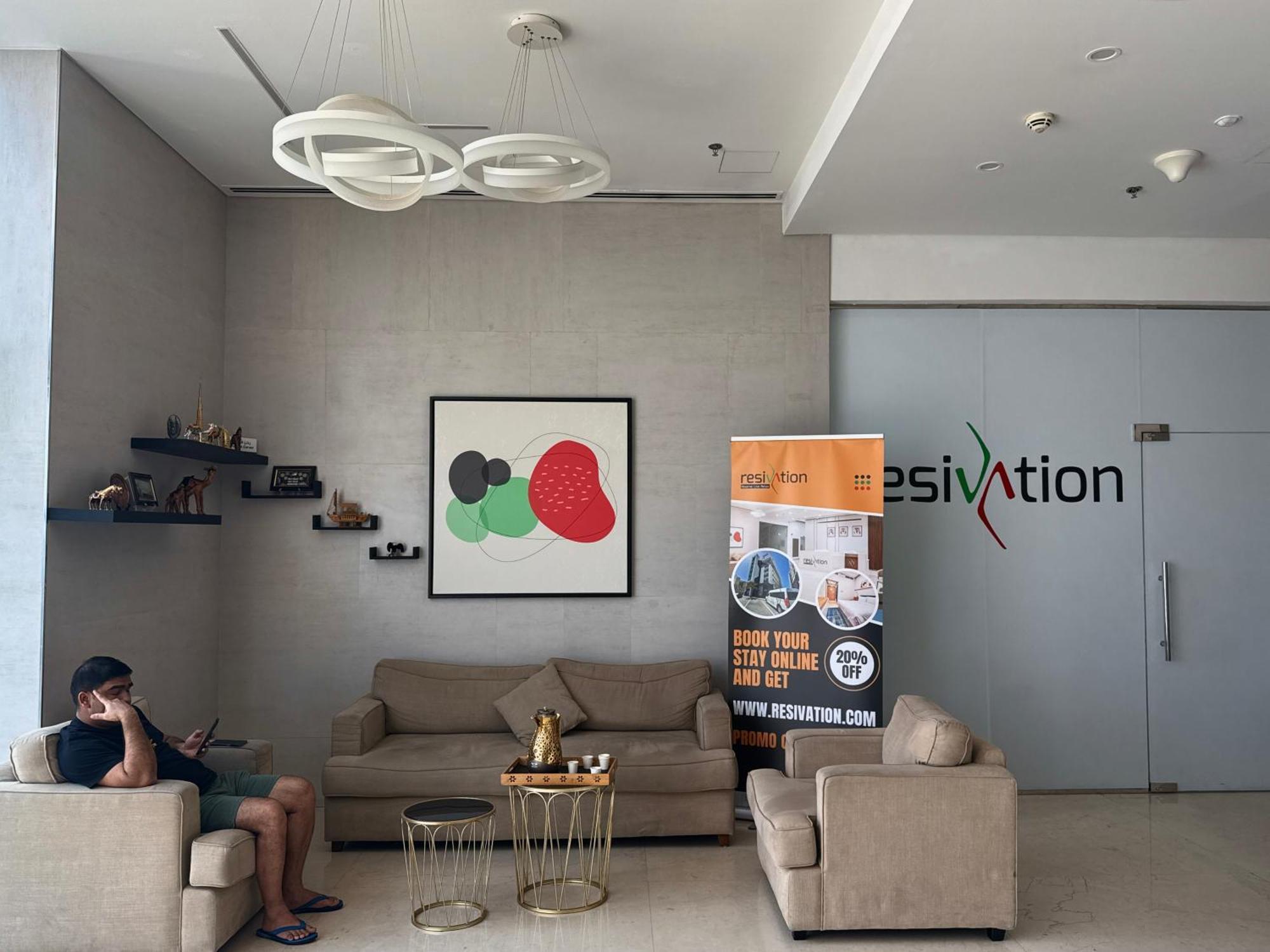 Resivation Hotel دبي المظهر الخارجي الصورة